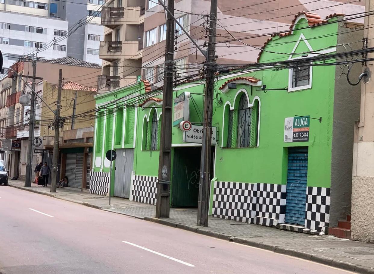 PINGUINS DO PASSEIO - RUA 13 DE MAIO